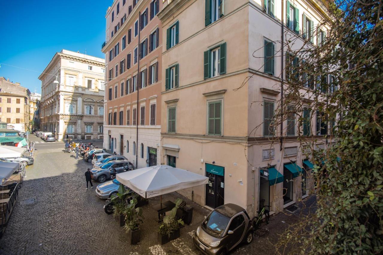 Rr Apartments Campo Dei Fiori Rom Exterior foto