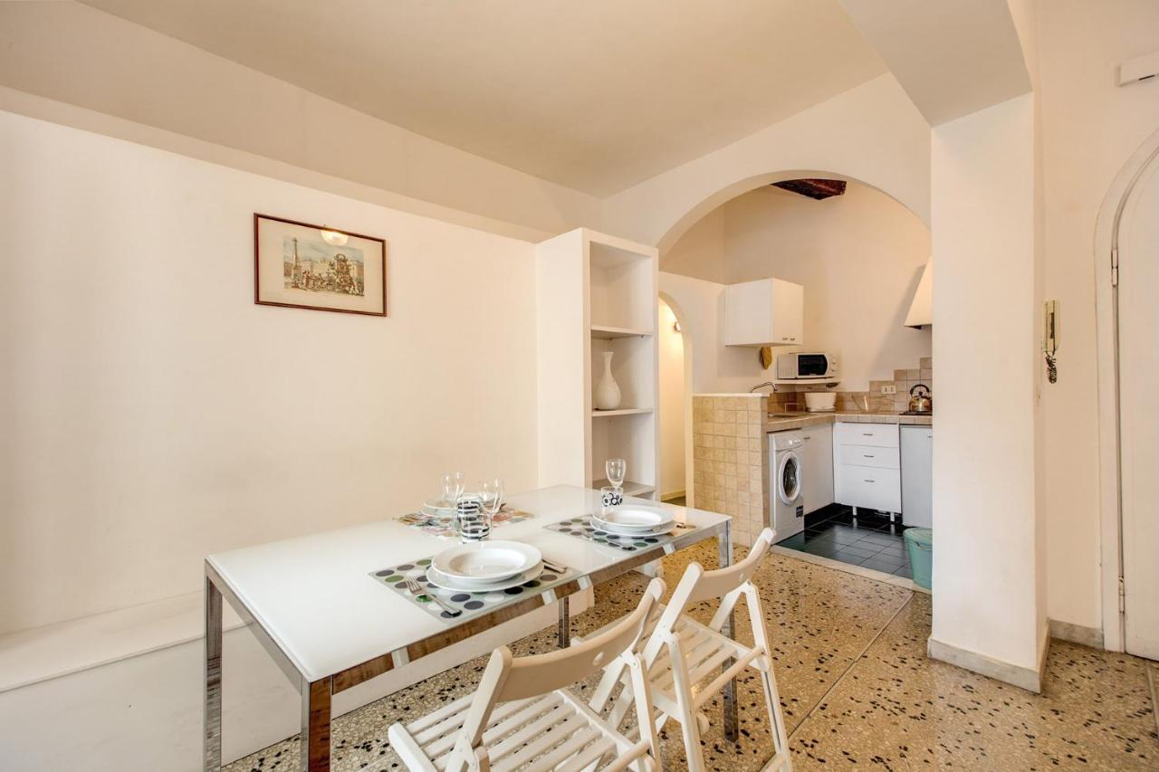Rr Apartments Campo Dei Fiori Rom Exterior foto