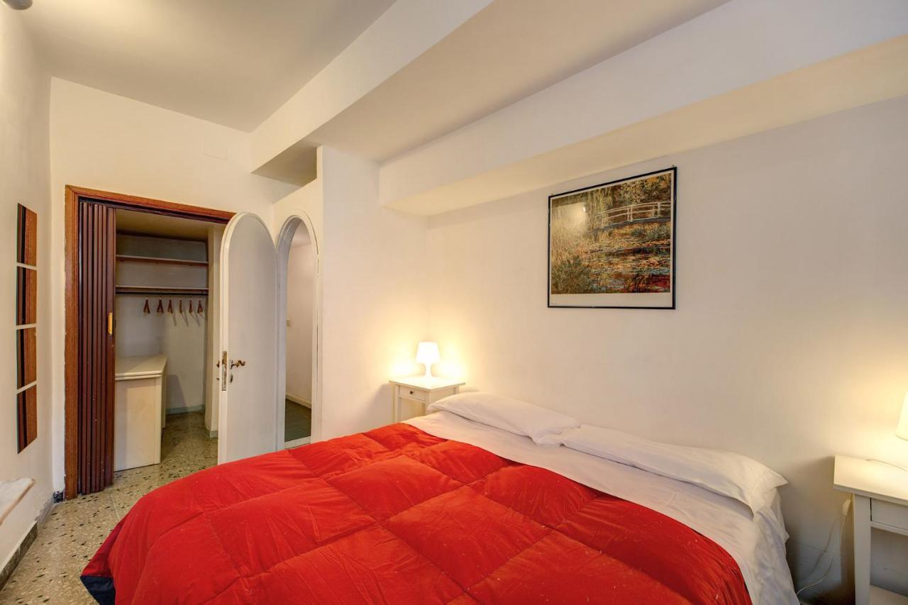 Rr Apartments Campo Dei Fiori Rom Exterior foto