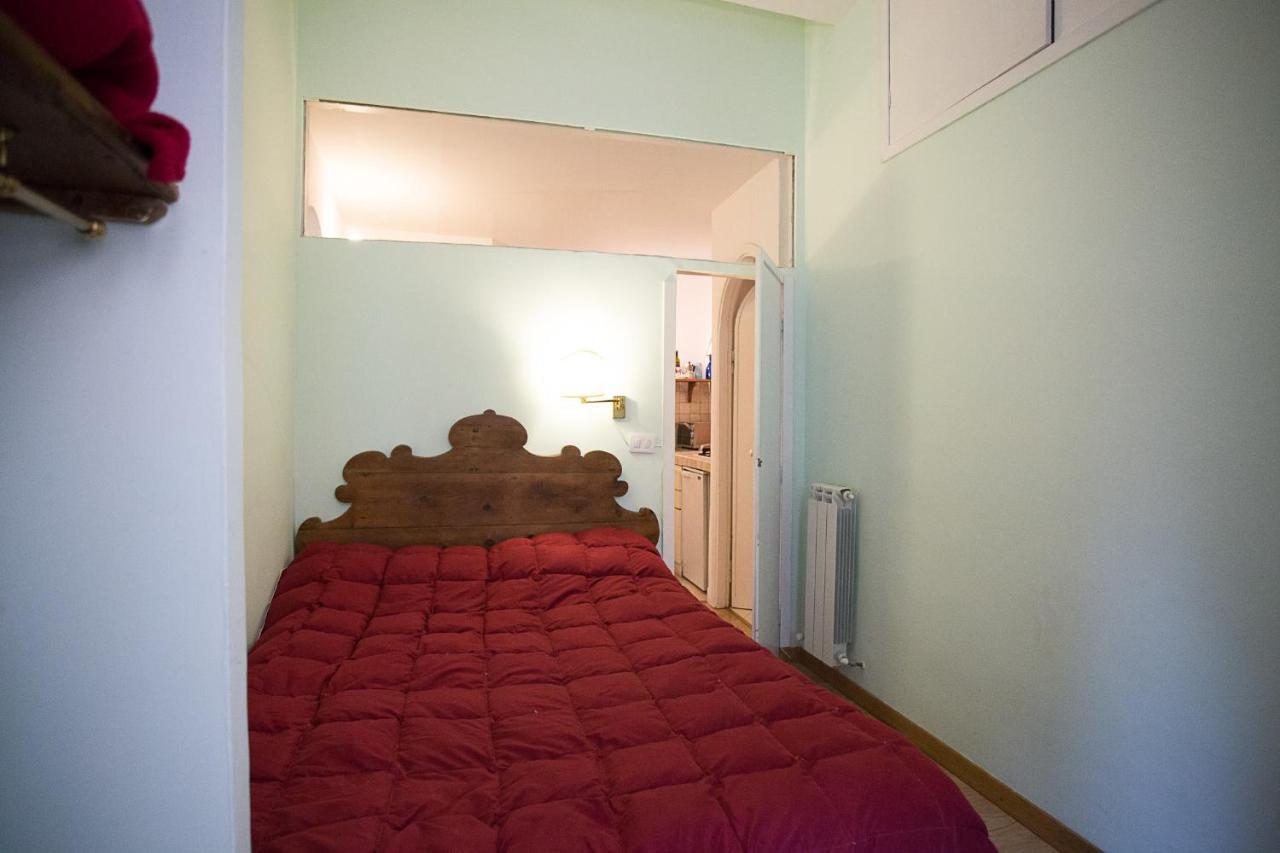 Rr Apartments Campo Dei Fiori Rom Exterior foto
